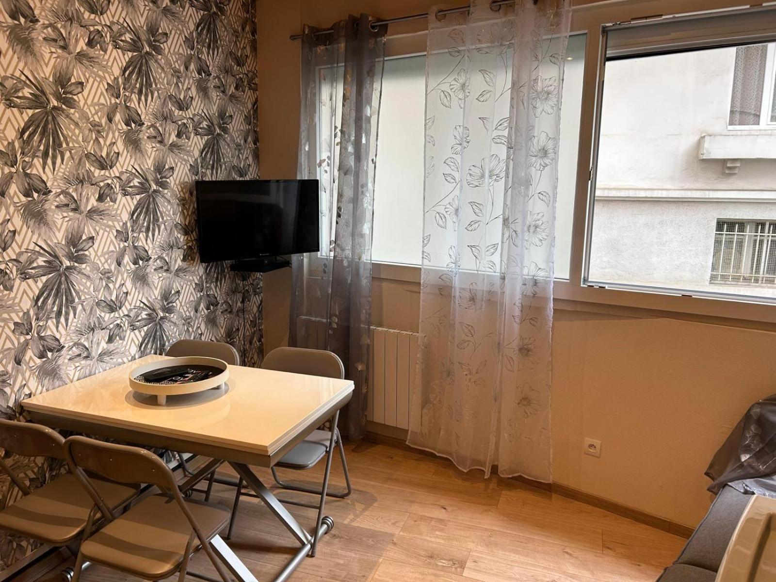 Appartement De Luxe En R/C Idealment Place En Hyper Centre Lourdes Kültér fotó