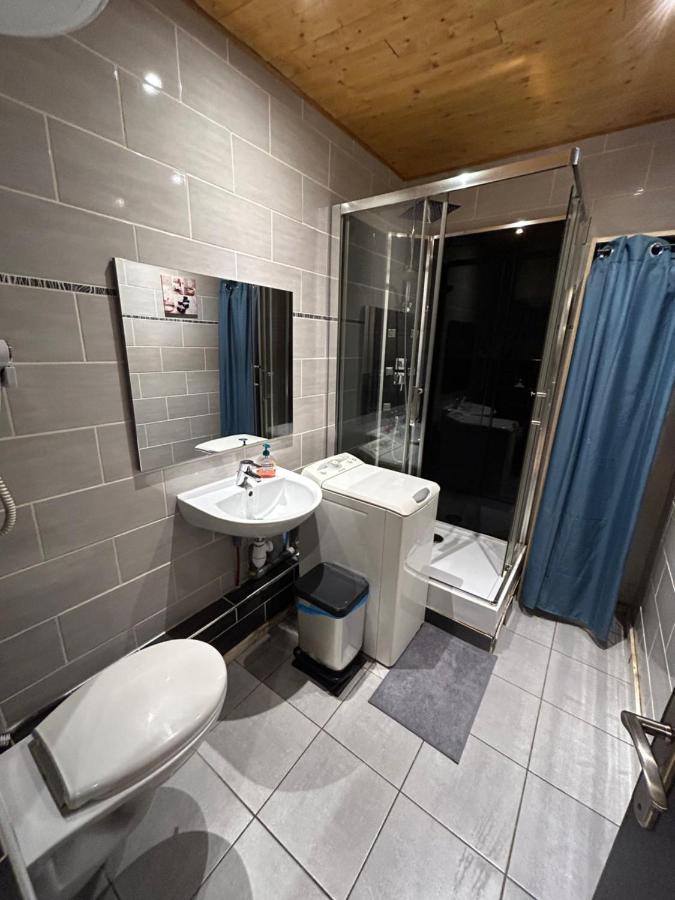 Appartement De Luxe En R/C Idealment Place En Hyper Centre Lourdes Kültér fotó