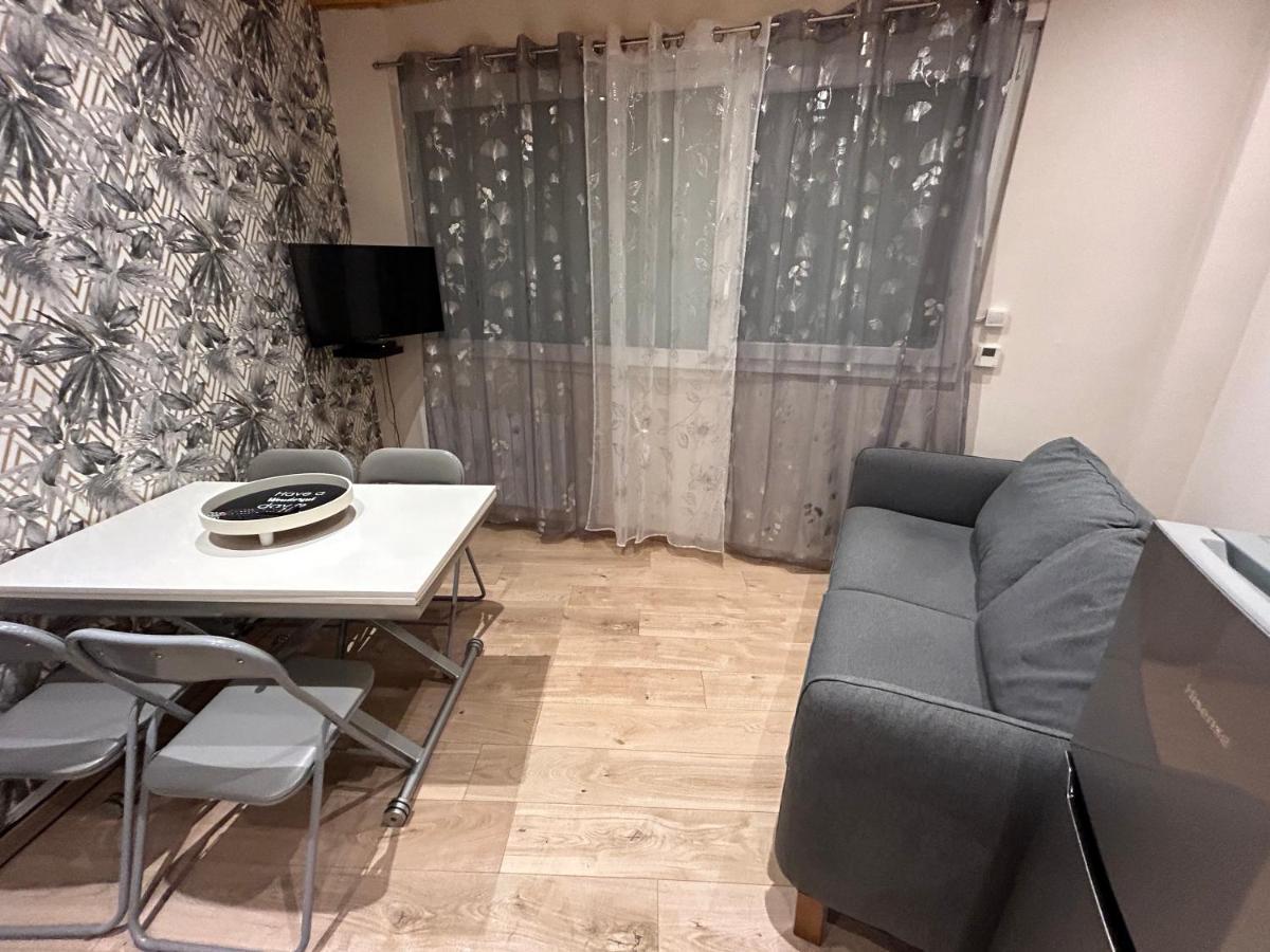 Appartement De Luxe En R/C Idealment Place En Hyper Centre Lourdes Kültér fotó